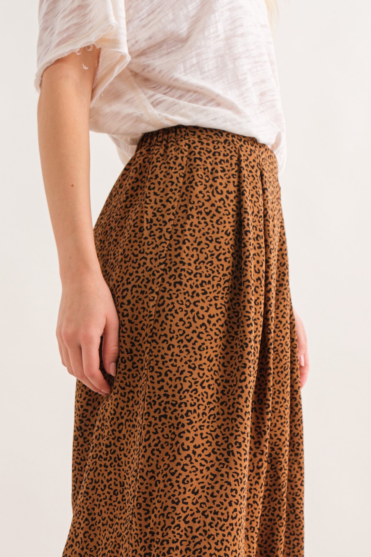 Pleated Leopard Wide Leg Pant