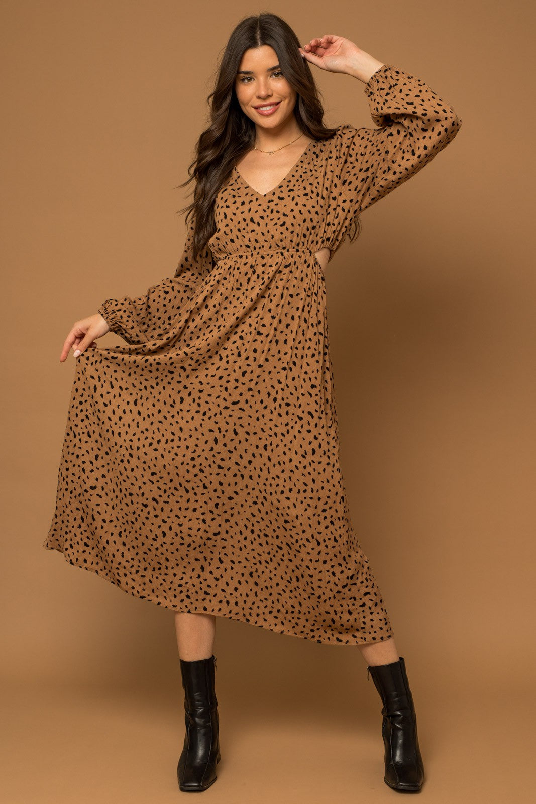 Saylor Side Cut Out Midi