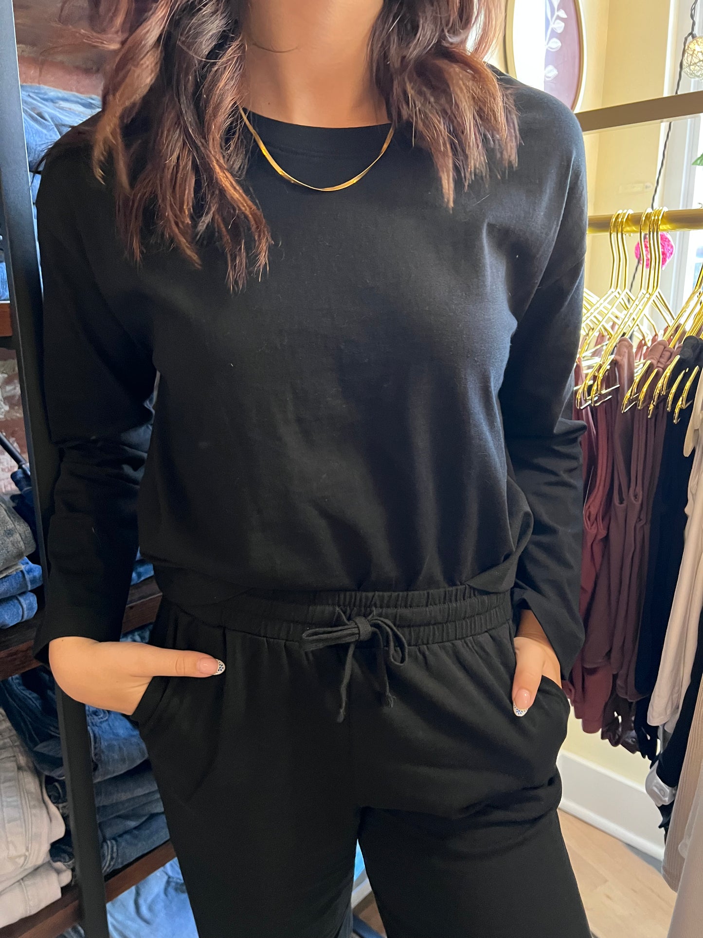 Black Crew Neck Long Sleeve Tee