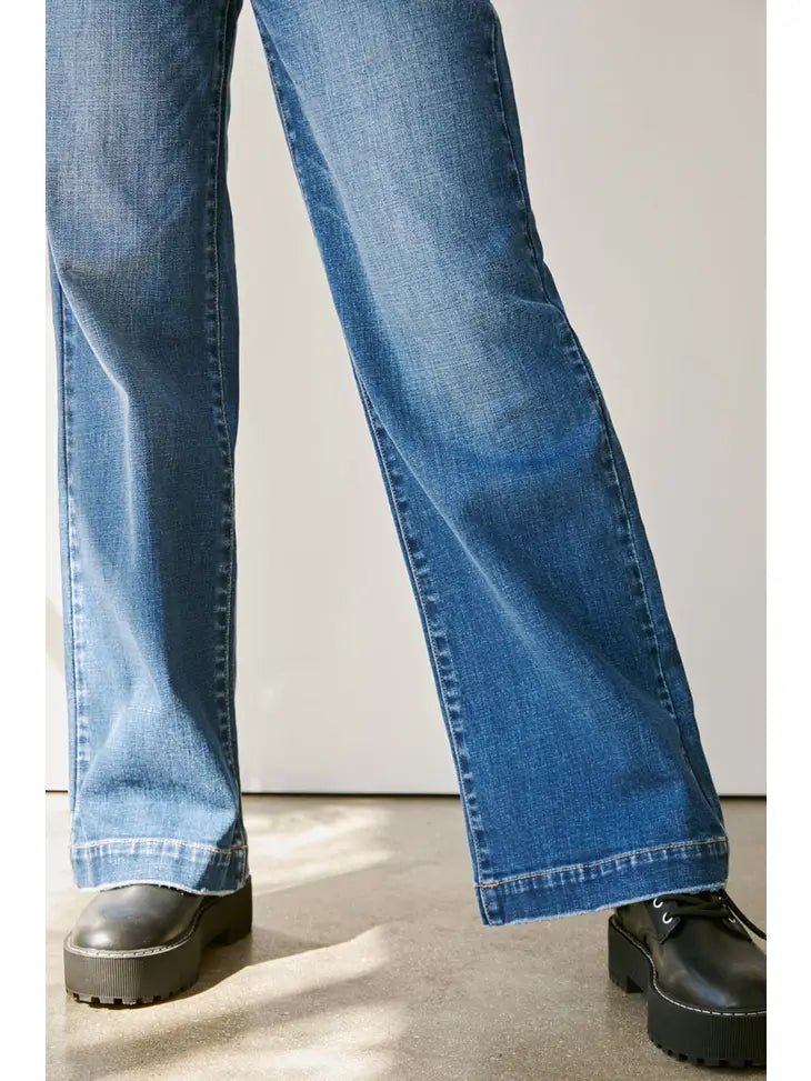 Anna High Rise Trouser Leg Jeans