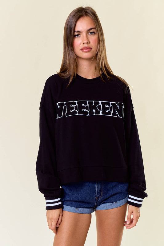 WEEKEND Chenille Patched Crop Sweatshirt