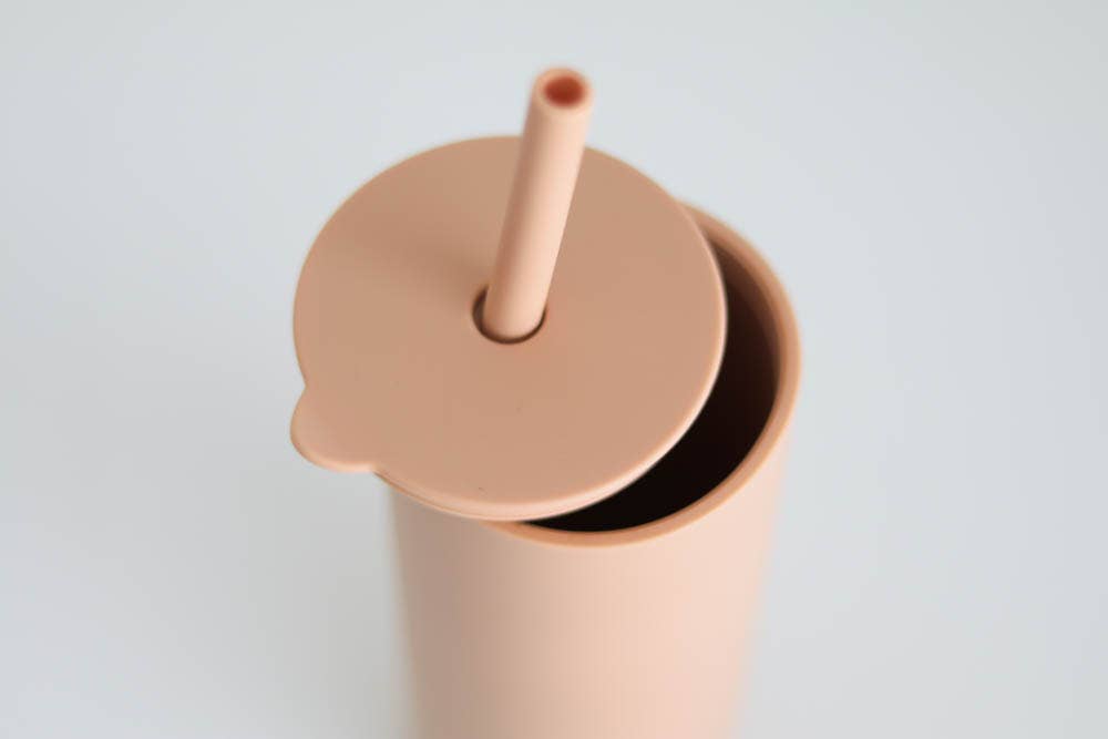 Minimalist Silicone Straw Cup - Multiple Colors