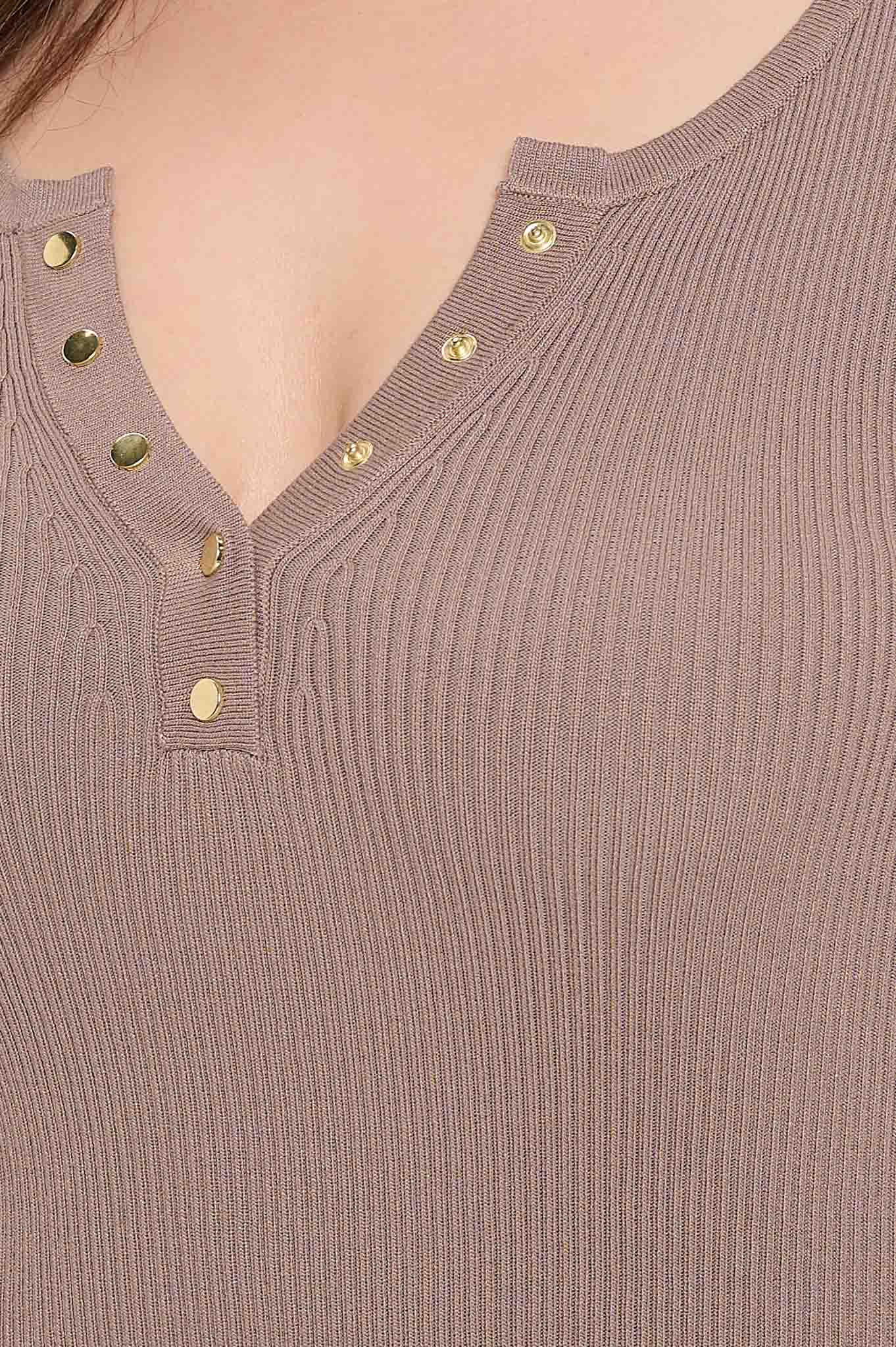 Curvy Vyla Long Sleeve Henley - Multiple Colors