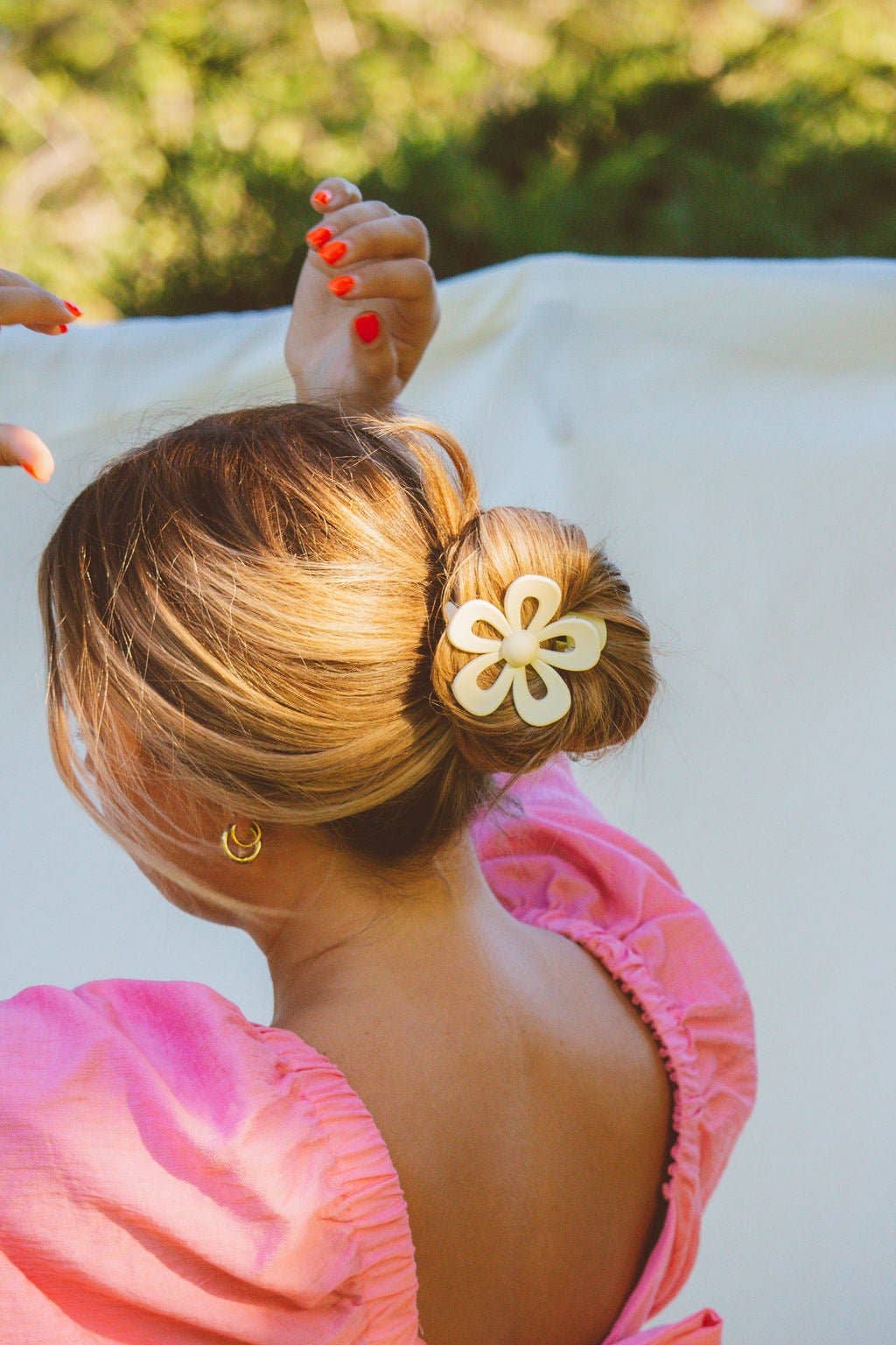 Cutout Flower Claw Clip