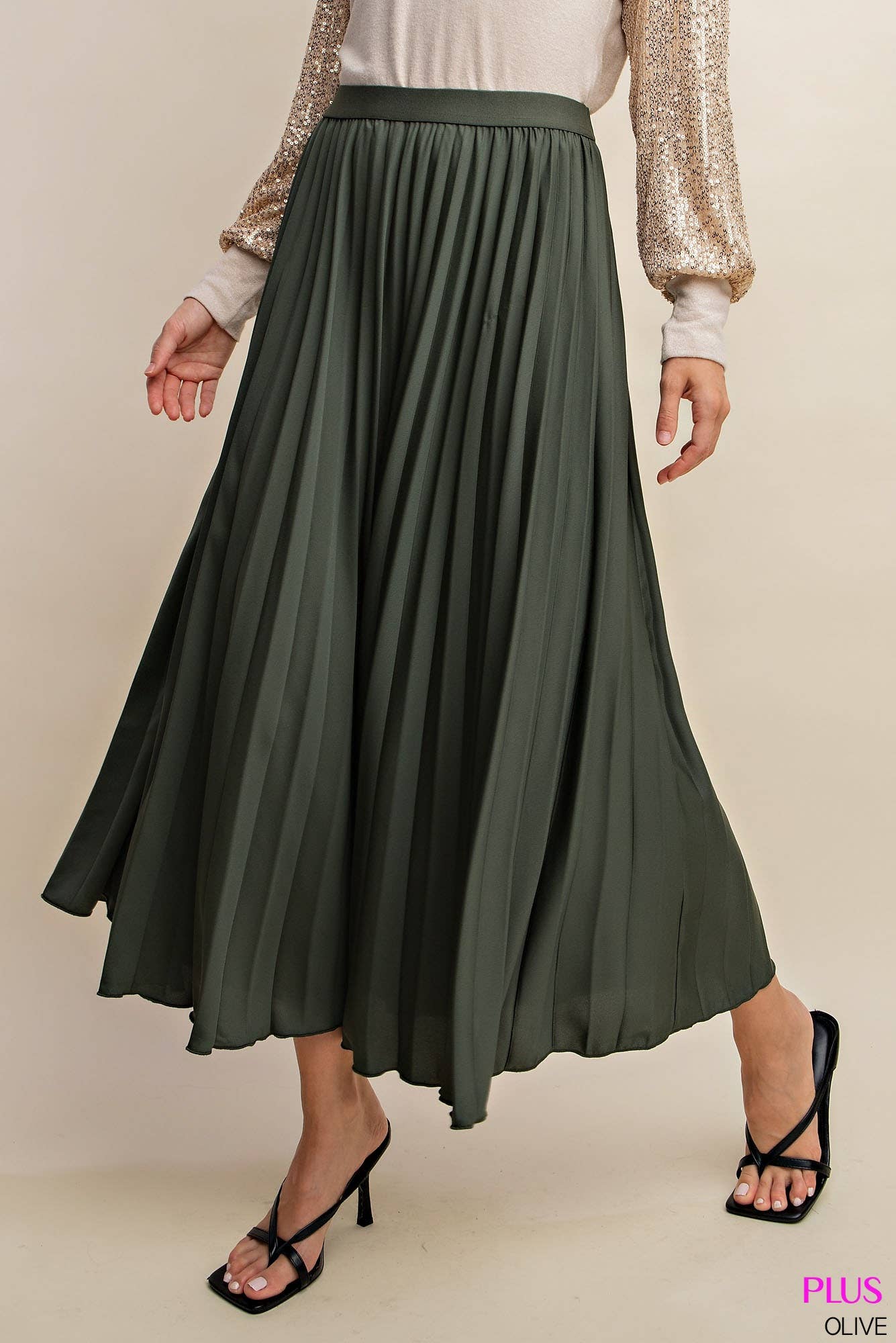 Curvy Olive Pleated Skirt