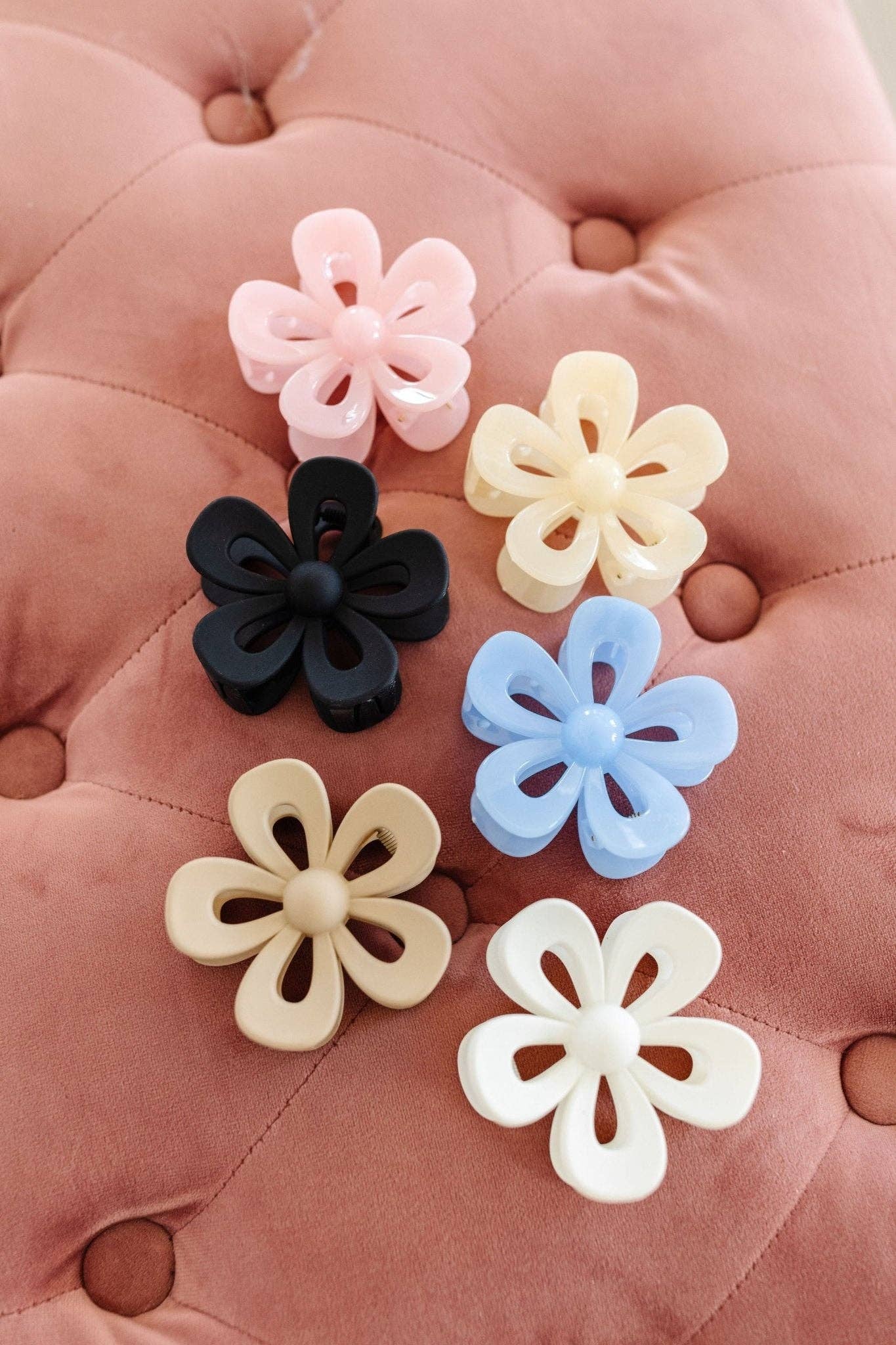 Cutout Flower Claw Clip